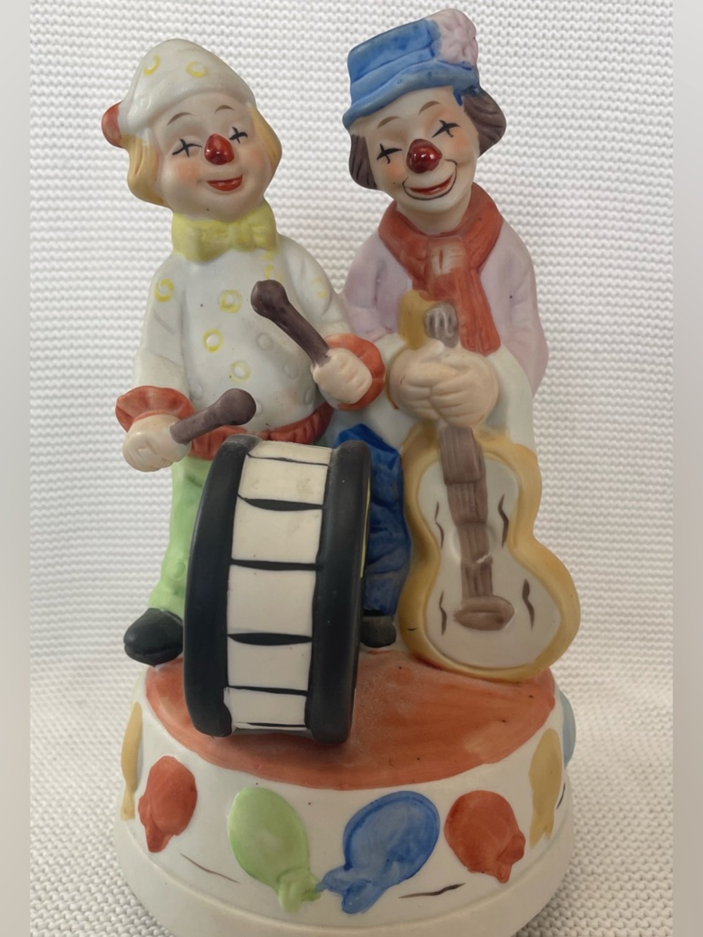 Vintage Clown Music Box “Send in the Clowns” Taiwan Circus Figurine Wind-Up